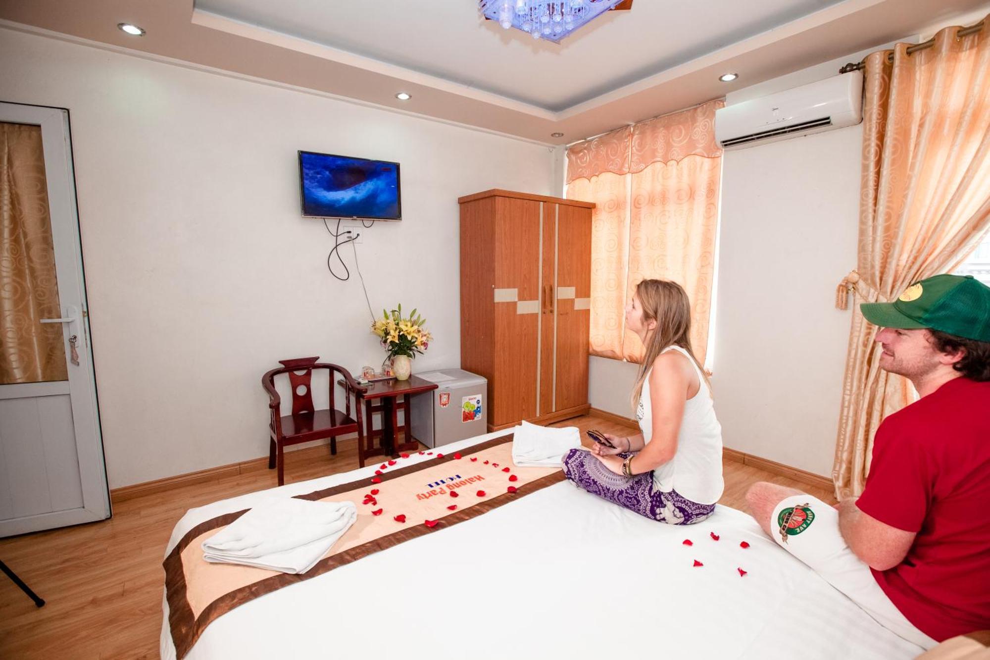Halong Party Hostel 下龍 外观 照片
